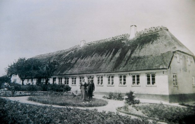 1900