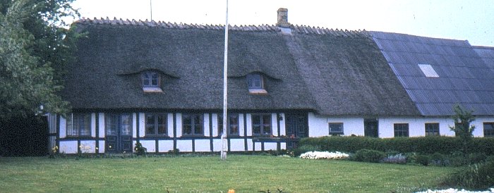 1975