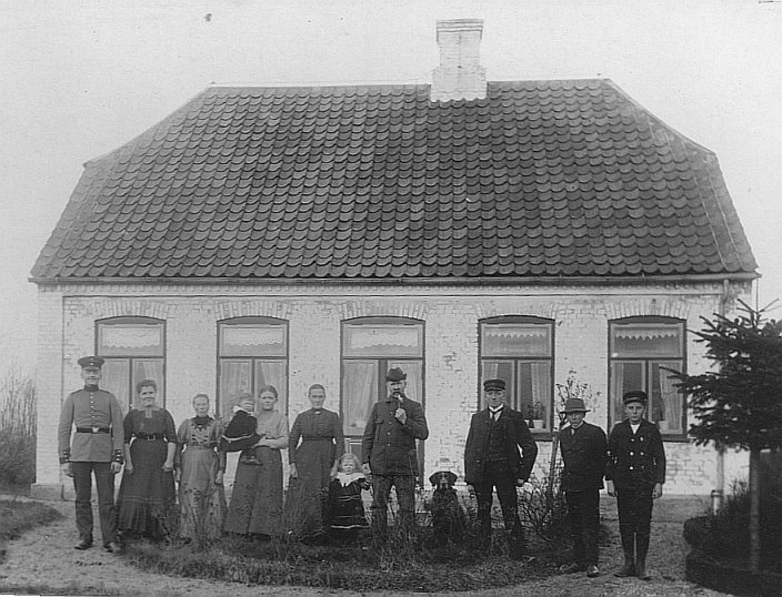 1922