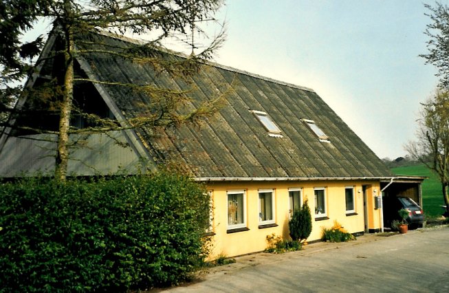 2004